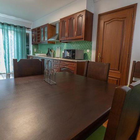 Casa Da Margarida - Area Privada Na Casa Da Anfitria Hotell Ponta Delgada Exteriör bild