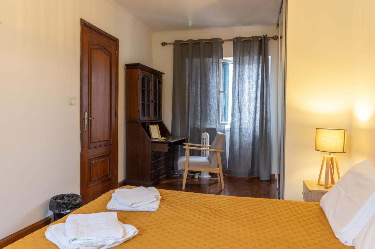 Casa Da Margarida - Area Privada Na Casa Da Anfitria Hotell Ponta Delgada Exteriör bild