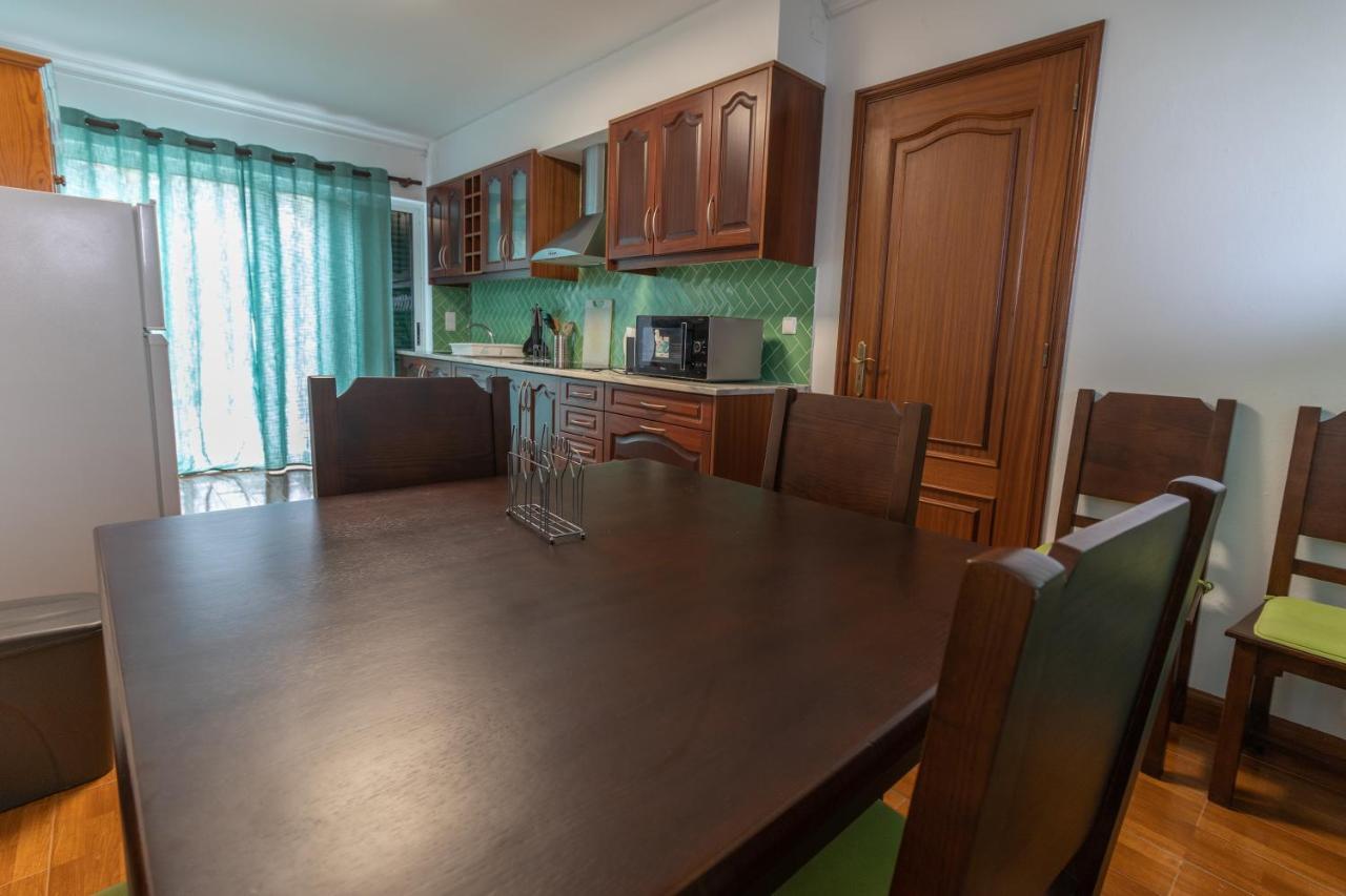 Casa Da Margarida - Area Privada Na Casa Da Anfitria Hotell Ponta Delgada Exteriör bild